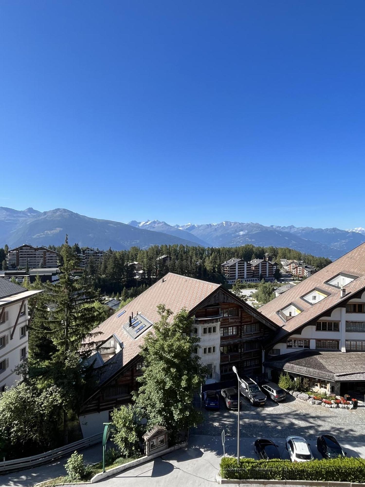 Апартаменты L'Eperon Center Crans Wonderful View Экстерьер фото