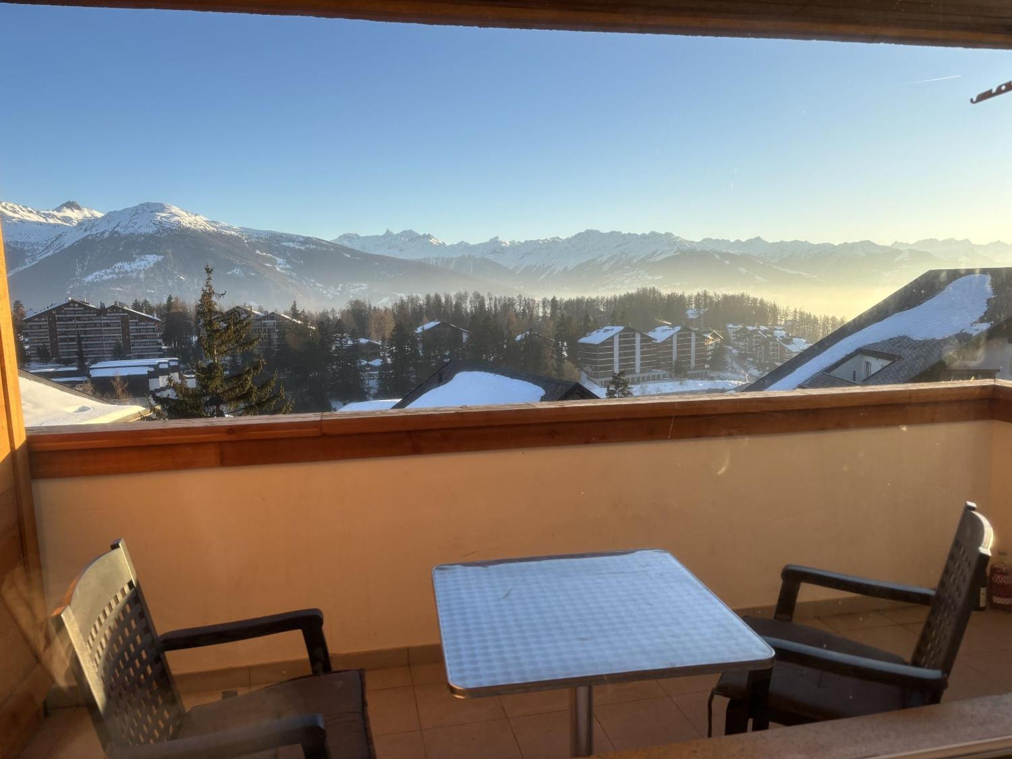 Апартаменты L'Eperon Center Crans Wonderful View Экстерьер фото